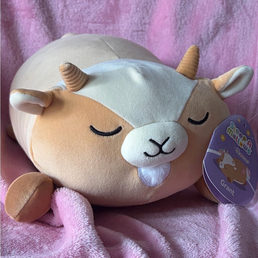 Squishmallow sleepamallows goat